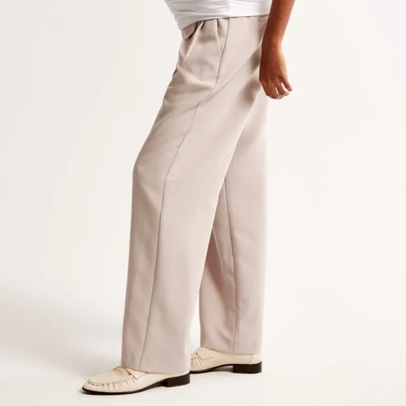 NWT Black A&F Maternity Sloan Pant - Picture 3 of 6